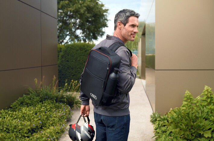 Audi Querträgertasche