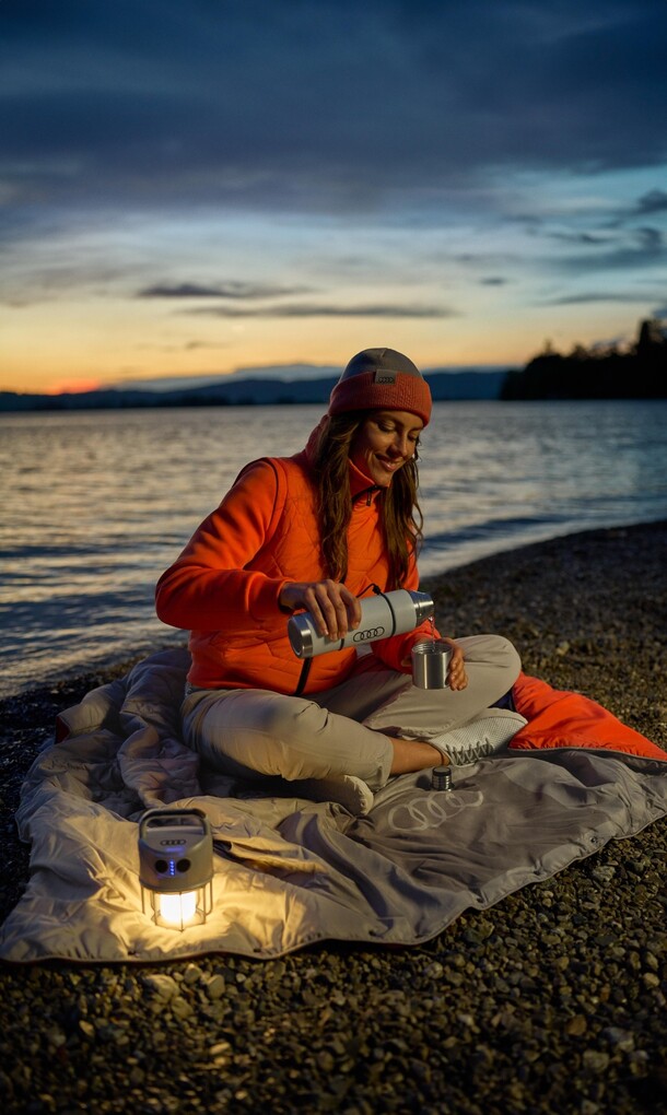 Audi Outdoor Lampe mit Powerbank