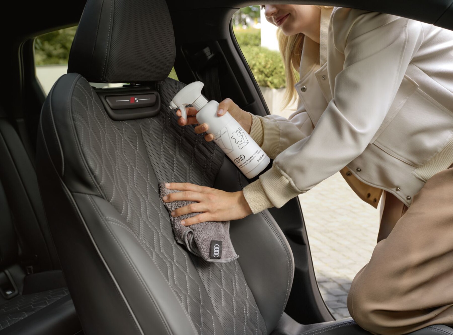 Audi Leder- und Polsterreiniger, 500 ml