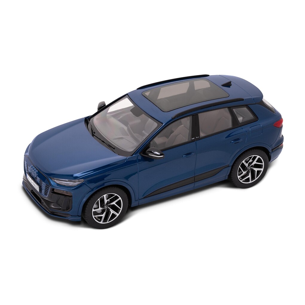 Audi Q6 e-tron, Ascariblau, 1:18