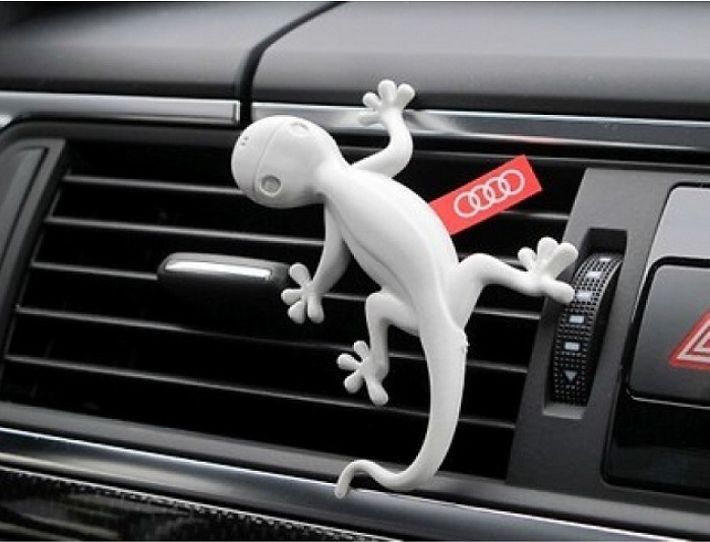 Audi Duftgecko, hellgrau, frisch